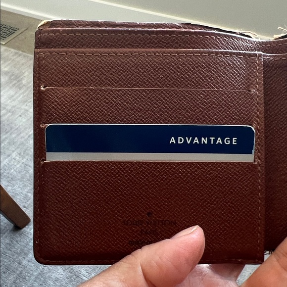 Louis Vuitton Monogram Bifold Wallet Authentic - Picture 5 of 12